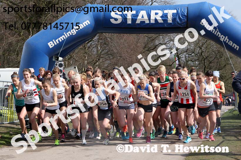 Senior womens 6 Stage Relay, ERRA 12 and 6 Stage Relays, Sutton Coldfield. Photo: David T. Hewitson/Sports for All Pics